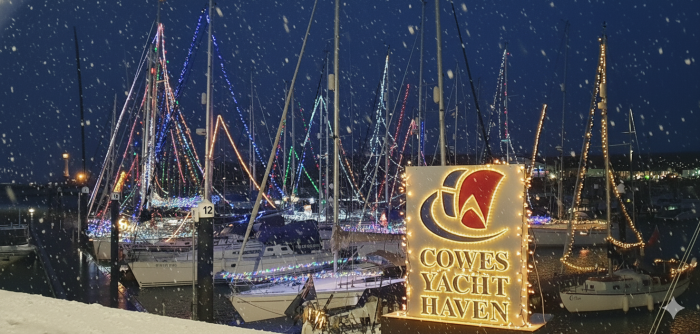 2025_12_25_Christmas_Boats_at_CYH